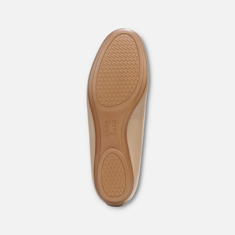 Naturalizer Maxwell Ballet Flat - Crème Brulee Leather