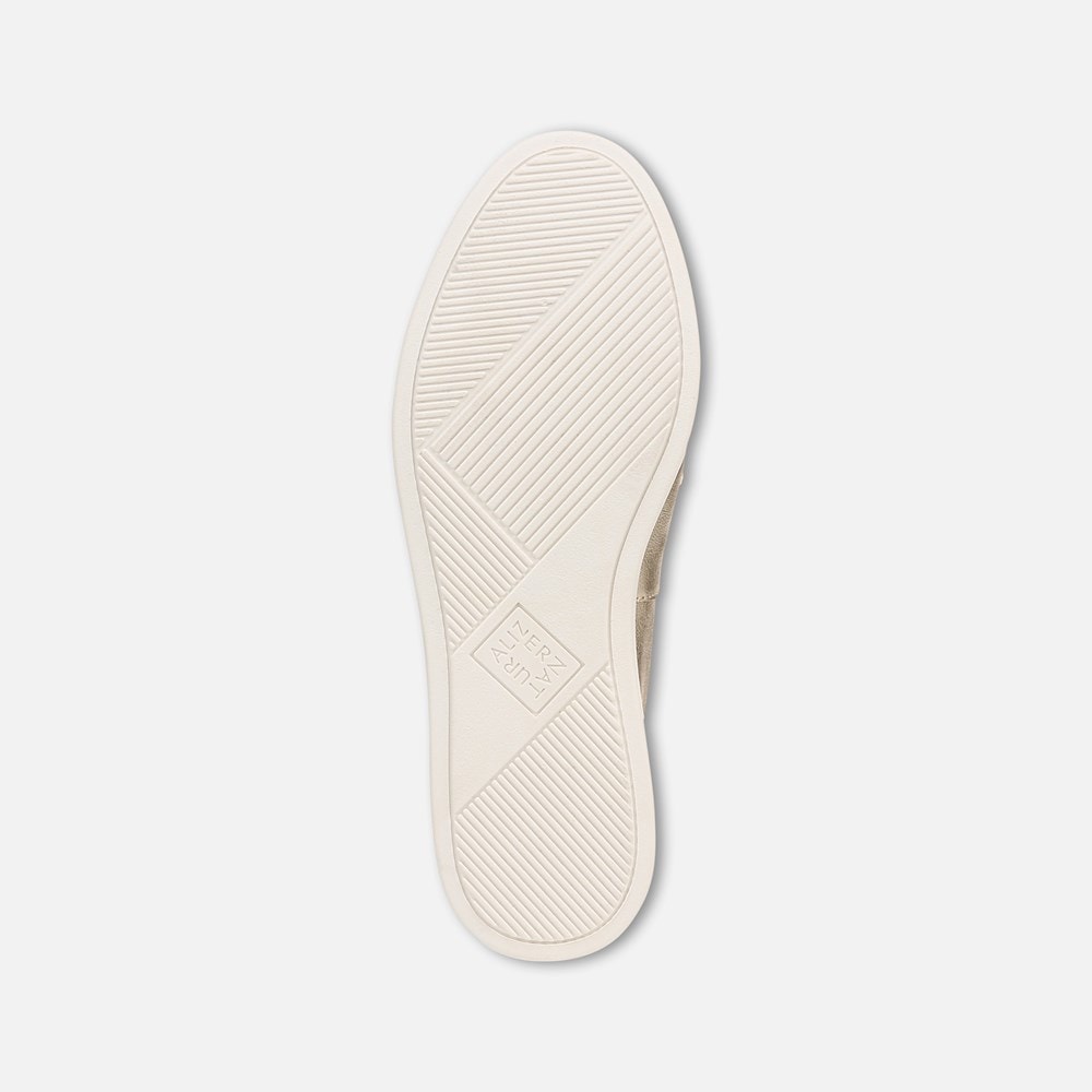 Naturalizer Karis Loafer - Soft Gold Leather