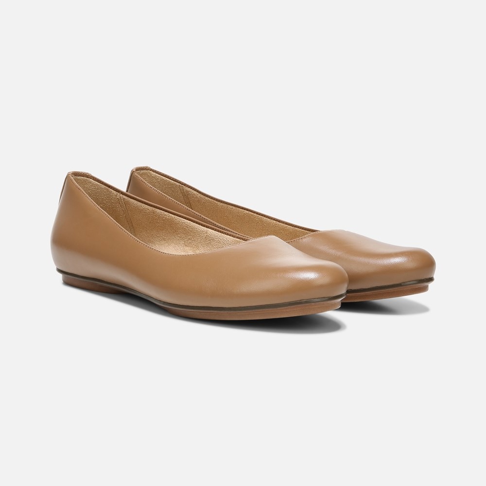 Naturalizer Maxwell Ballet Flat - Cafe Leather