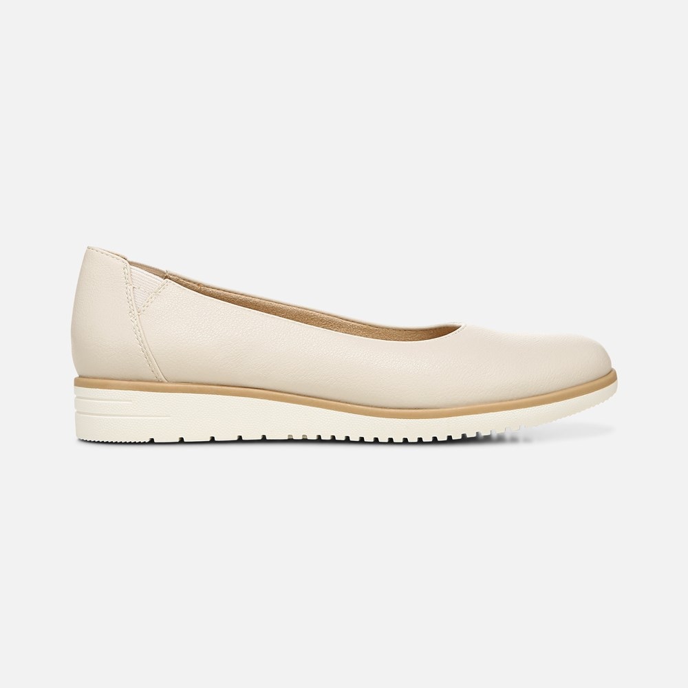 Naturalizer SOUL Idea Ballet Flat - Porcelain Manmade