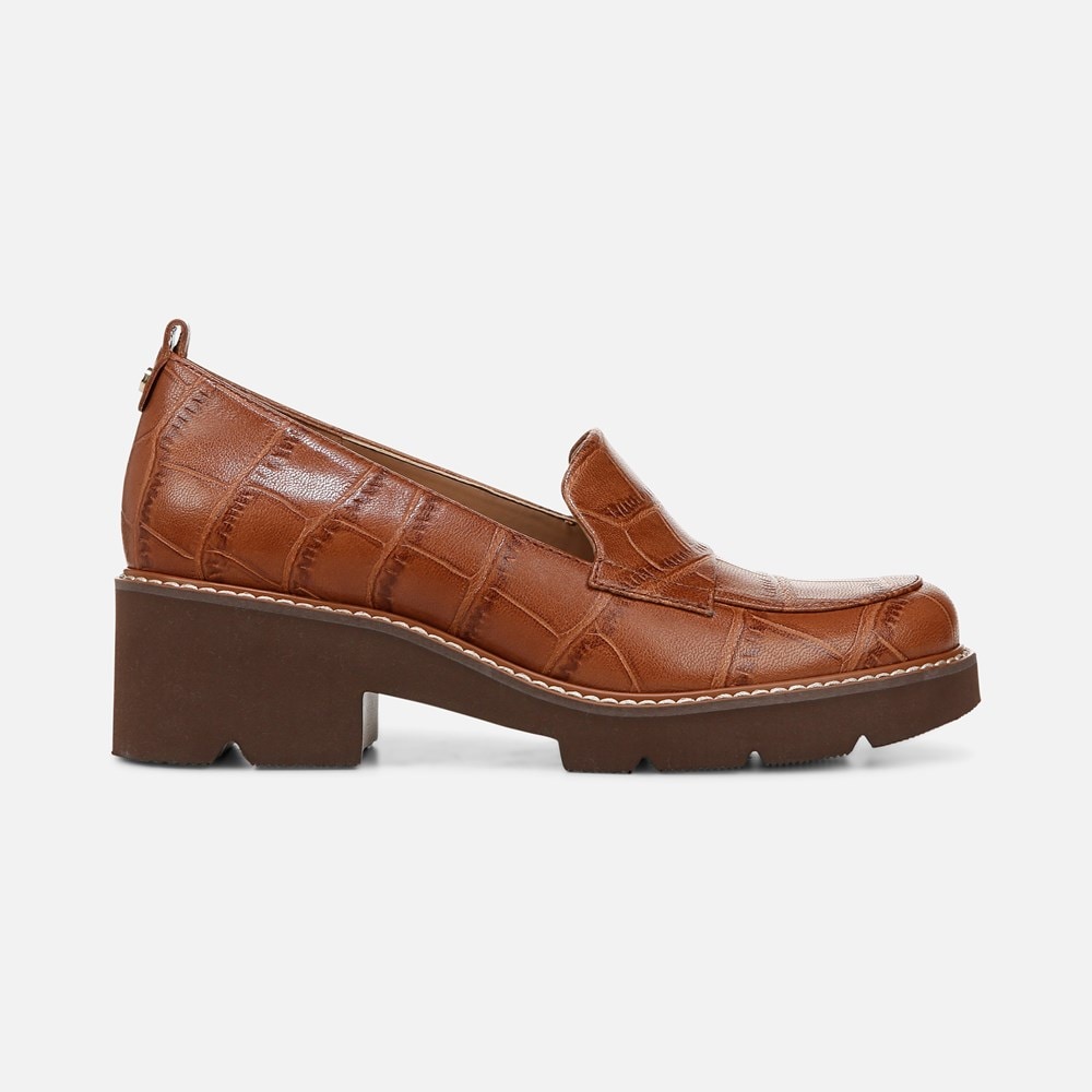 Naturalizer Darry Lug Sole Loafer - English Tea Brown Leather