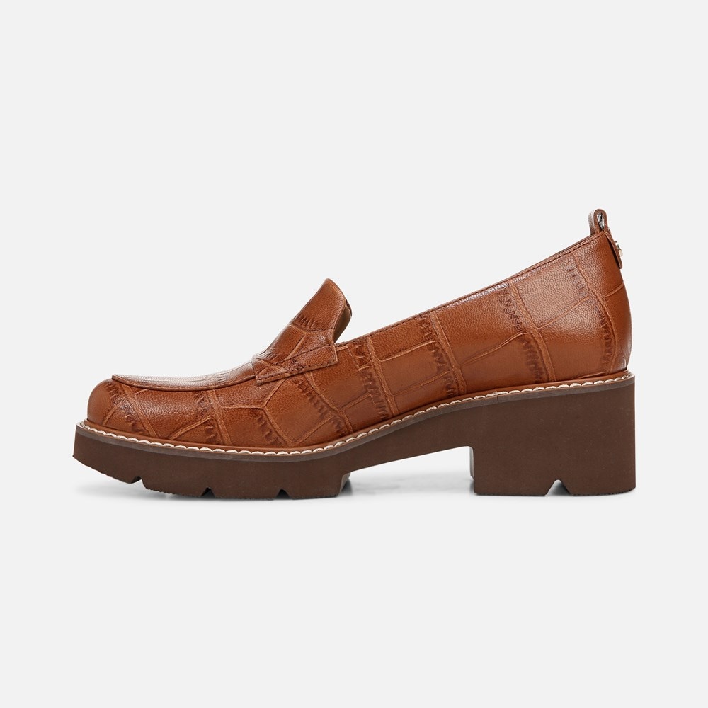 Naturalizer Darry Lug Sole Loafer - English Tea Brown Leather