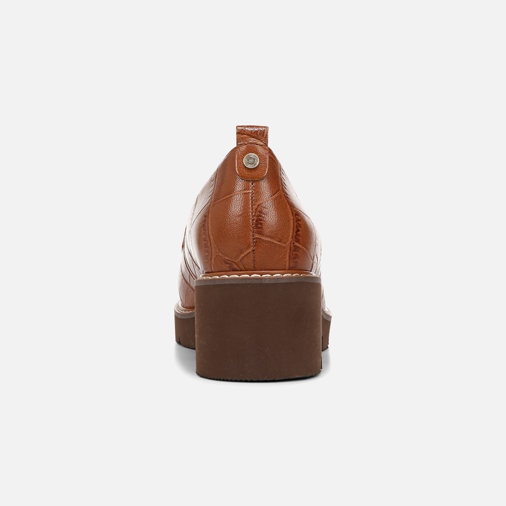 Naturalizer Darry Lug Sole Loafer - English Tea Brown Leather