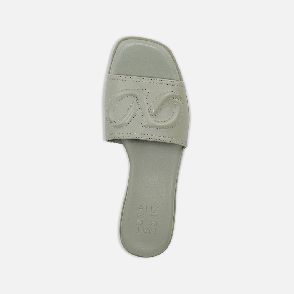 Naturalizer Genevieve Slide Sandal - Pistachio Green Leather