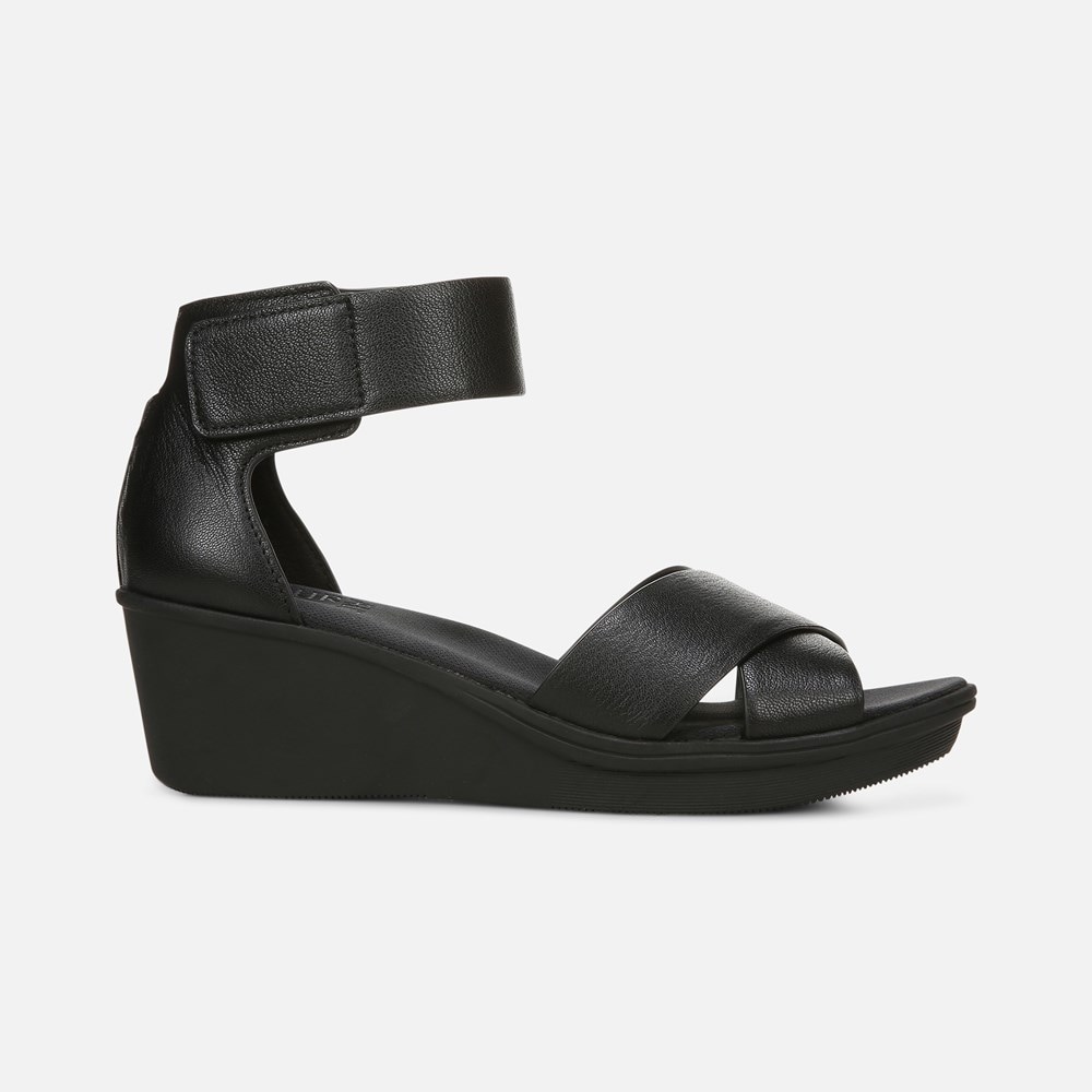 Naturalizer Riviera Wedge Sandal - Black Leather