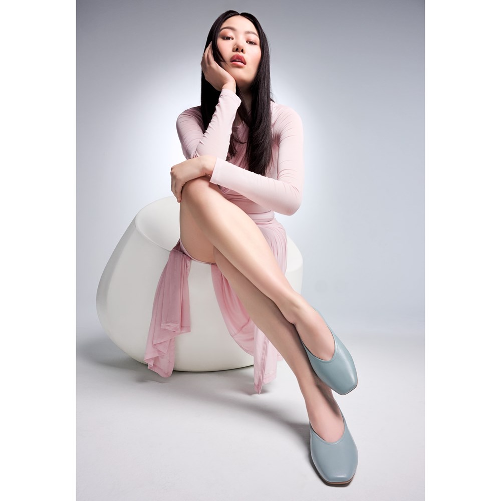 Naturalizer 27 Edit Carla Flat - Powder Blue Leather