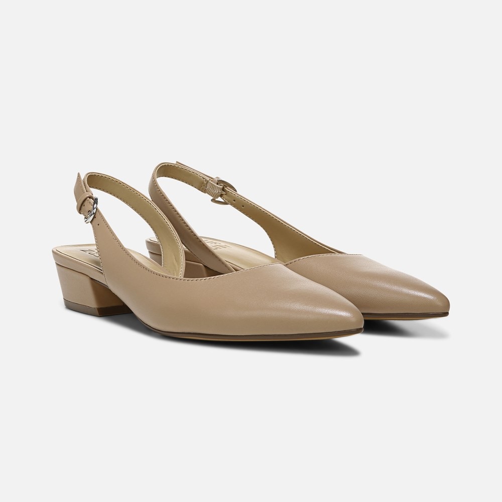 Naturalizer Banks Pointed Toe Flat - Crème Brulee Leather