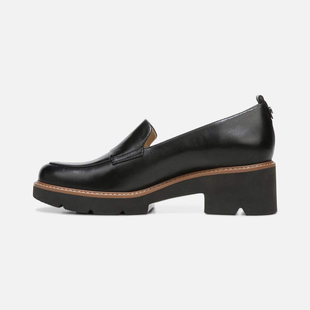Naturalizer Darry Lug Sole Loafer - Black Leather
