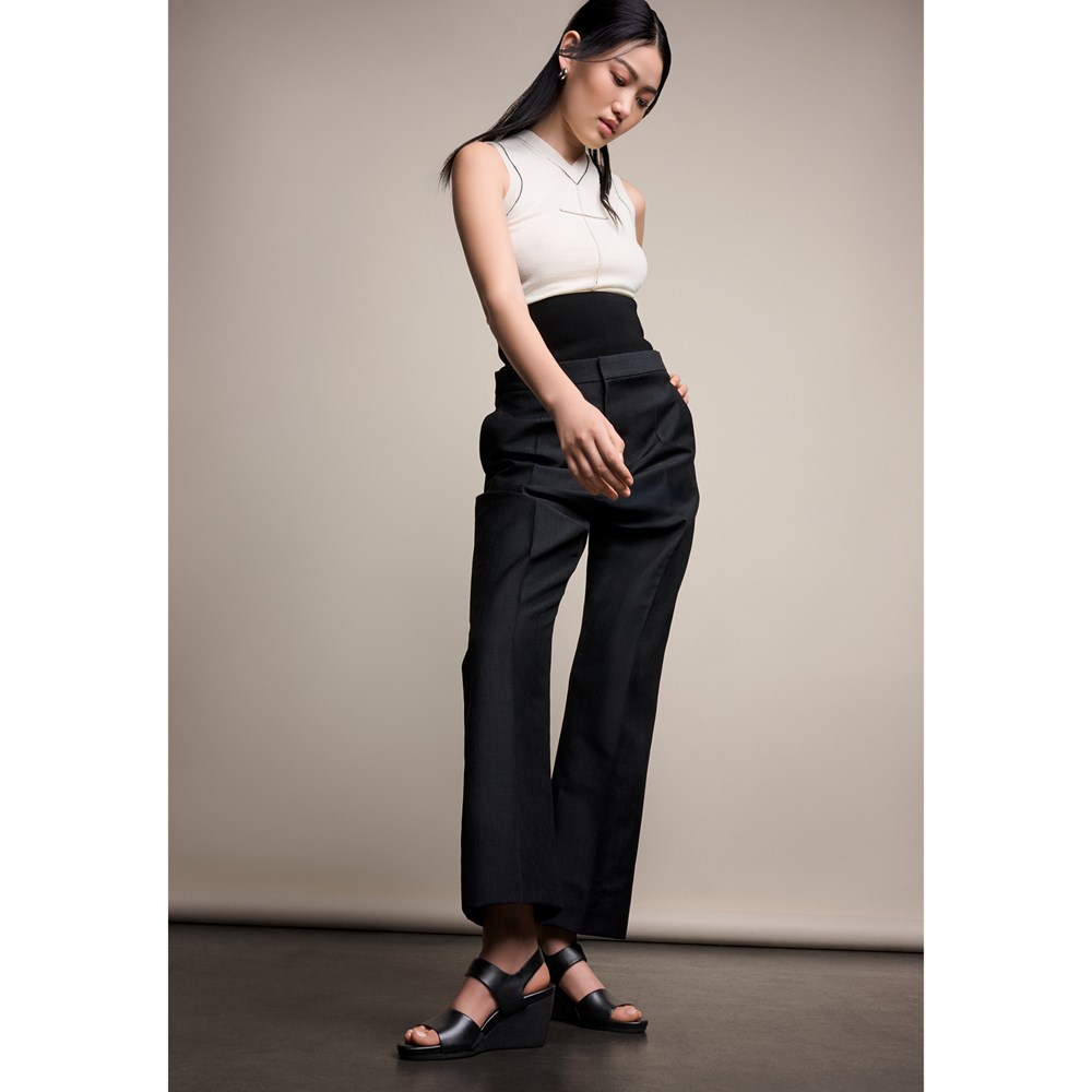 Naturalizer Imani Wedge Sandal - Black Leather