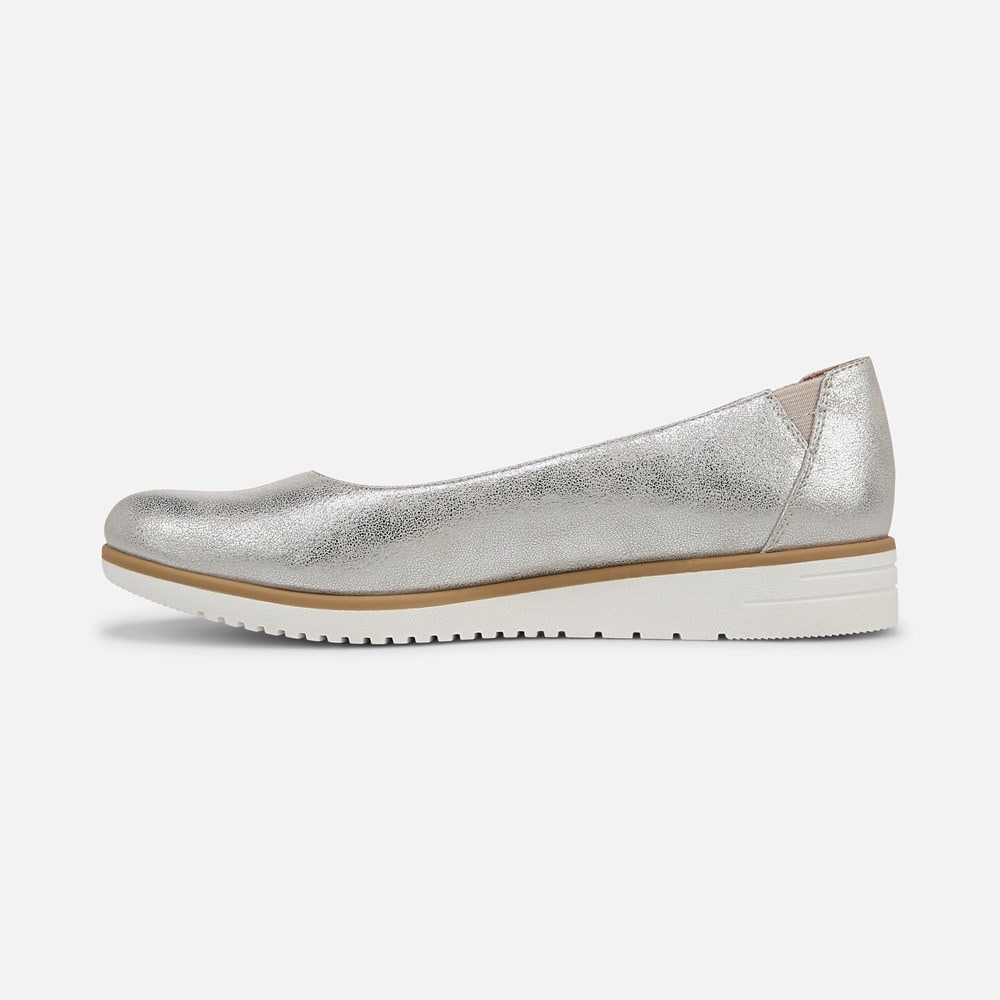 Naturalizer SOUL Idea Ballet Flat - Silver Faux Leather