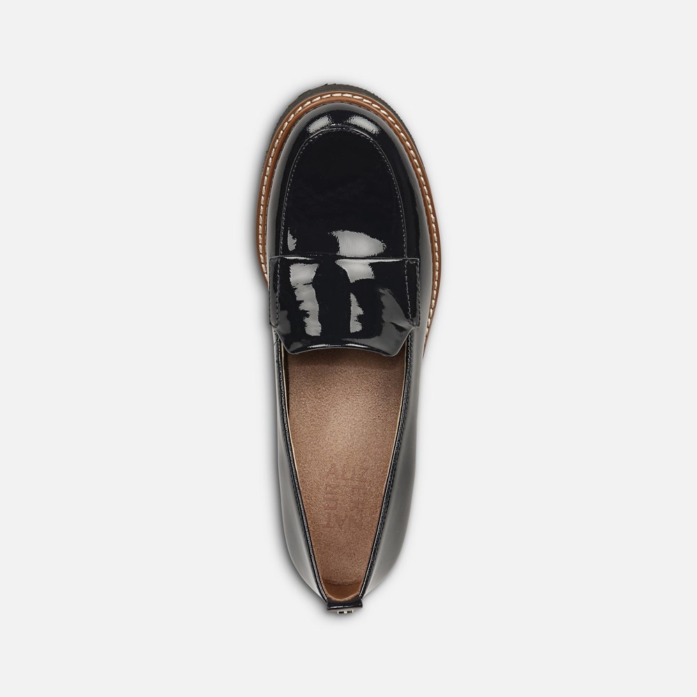Naturalizer Darry Lug Sole Loafer - French Navy Leather