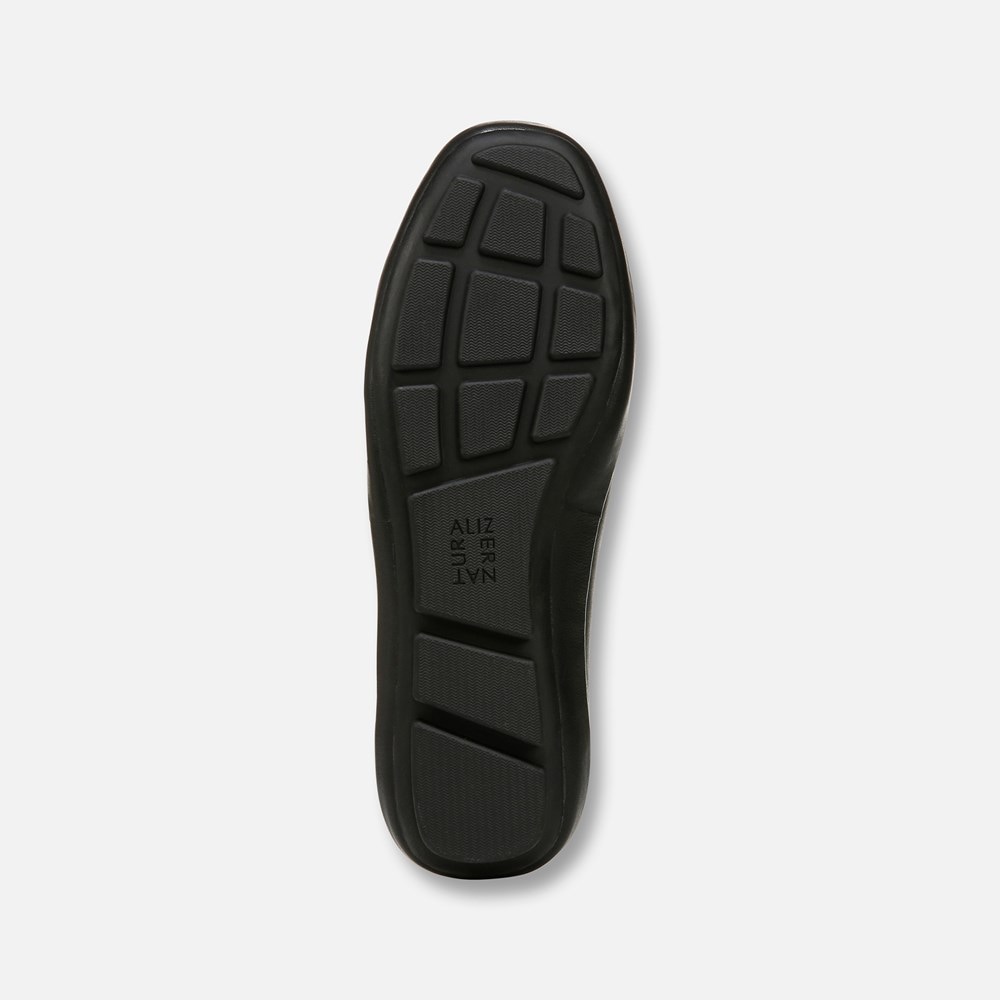 Naturalizer Bashful Loafer - Black Leather