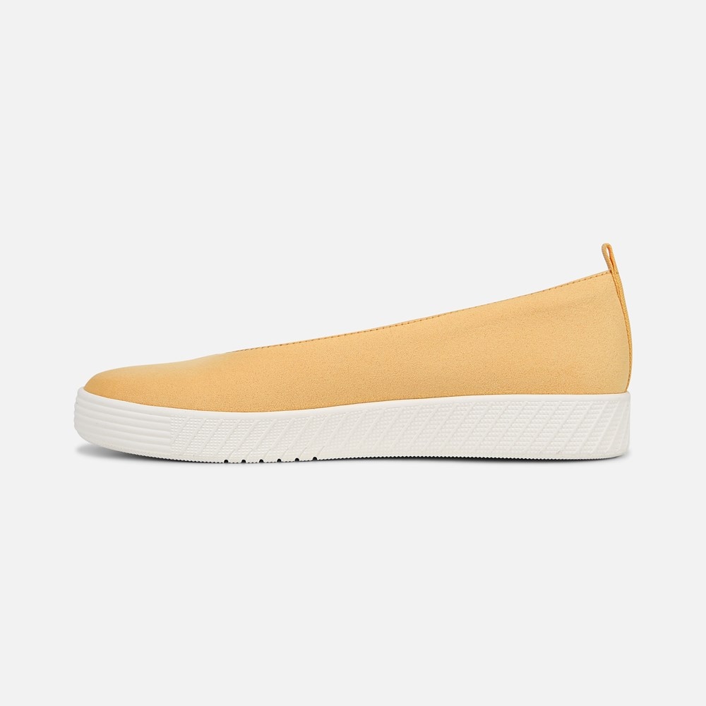 Naturalizer SOUL Neela Slip On - Amber Glow Microfiber