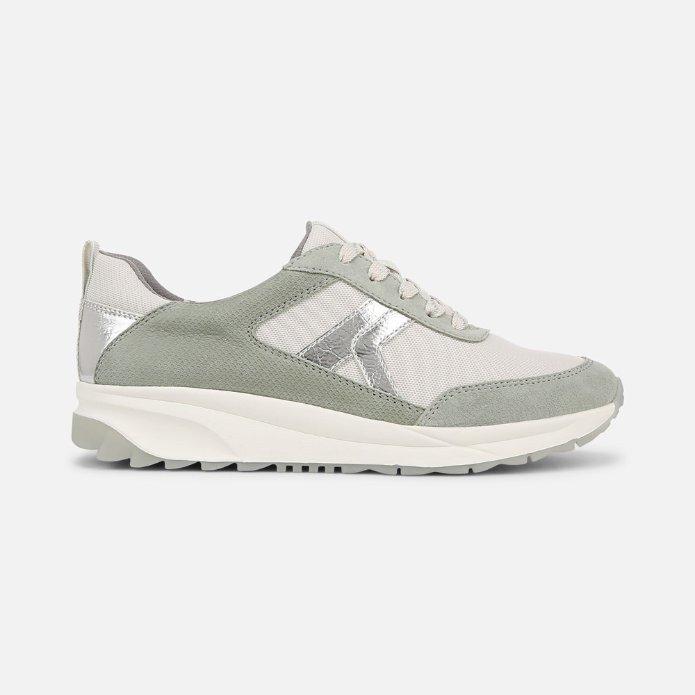 Naturalizer Shay Jogger Lace Up Sneaker - White / Pistachio Leather