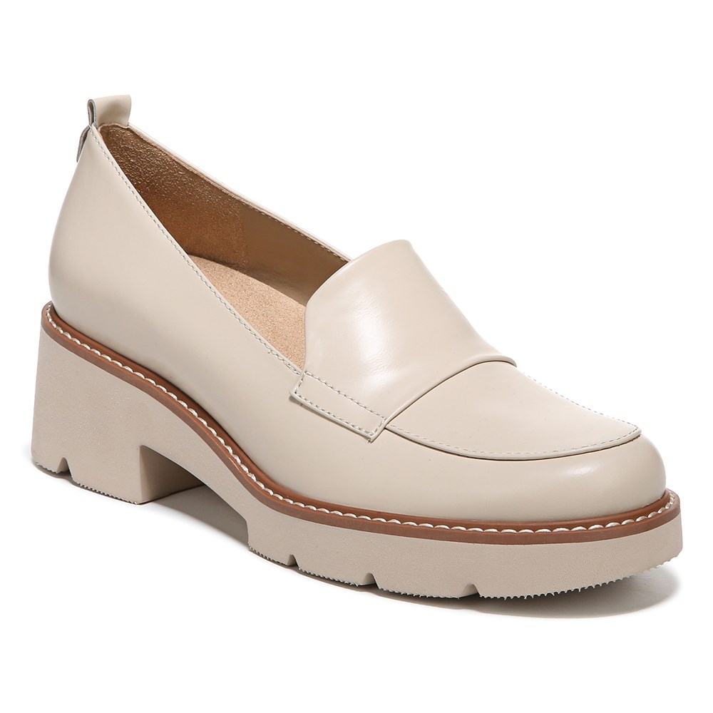 Naturalizer Darry Lug Sole Loafer - Porcelain Skin Leather