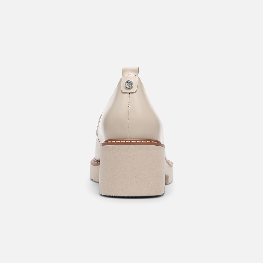 Naturalizer Darry Lug Sole Loafer - Porcelain Skin Leather