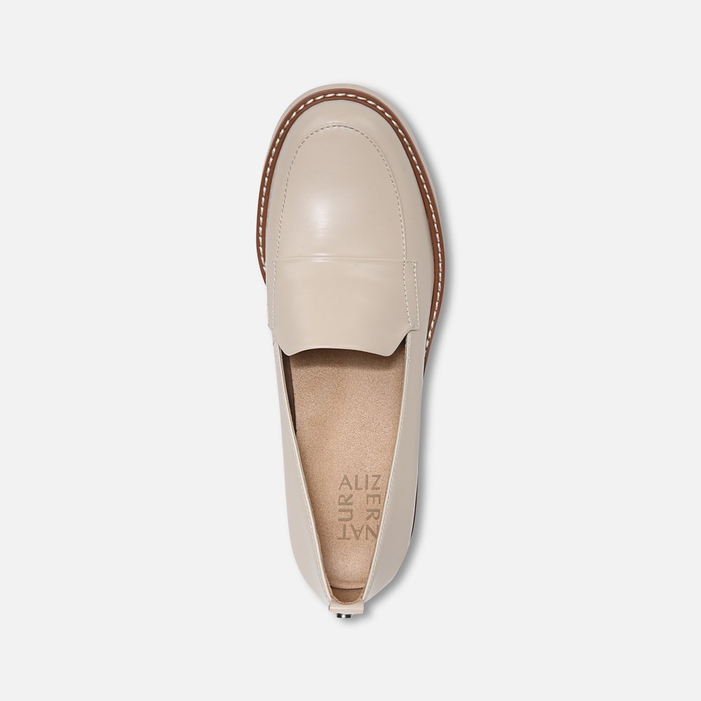 Naturalizer Darry Lug Sole Loafer - Porcelain Skin Leather