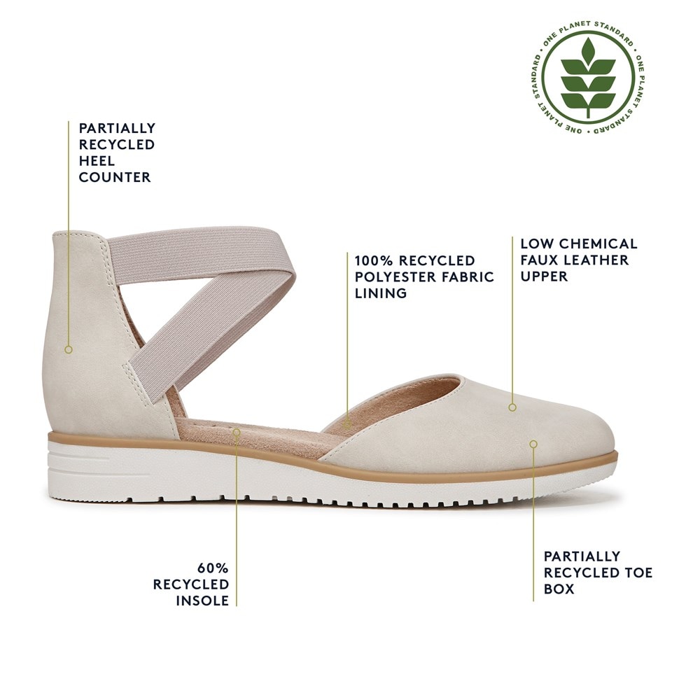 Naturalizer SOUL Intro Flat - Porcelain Faux Leather