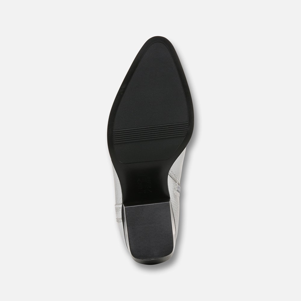 Naturalizer Fairmont Bootie - Silver Leather