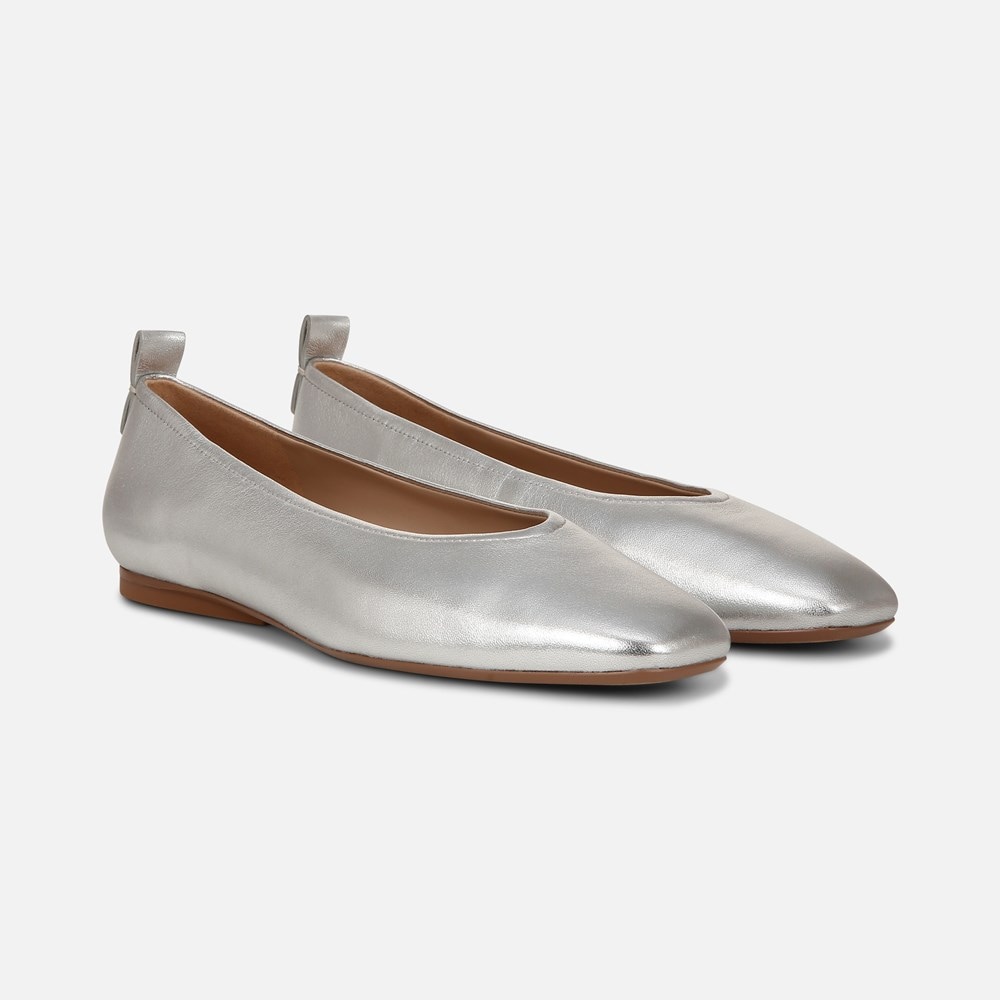 Naturalizer 27 Edit Carla Flat - Silver Leather