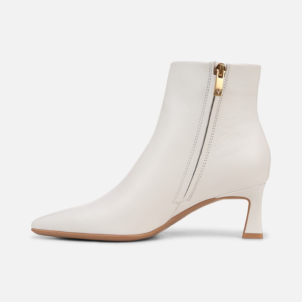 Naturalizer Deesha Bootie - Warm White Leather
