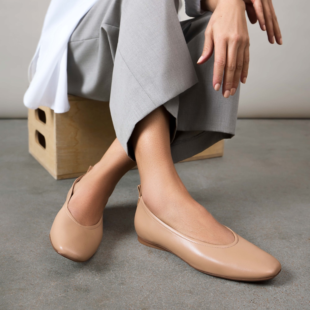 Naturalizer 27 Edit Carla Flat - Crème Brulee Leather