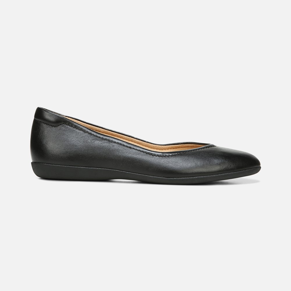Naturalizer Vivienne Flat - Black Leather