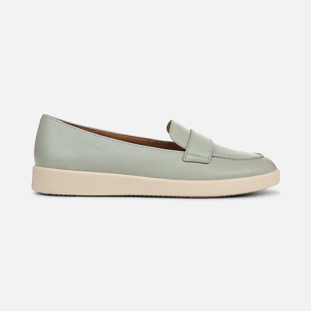 Naturalizer Karis Loafer - Pistachio Green Leather