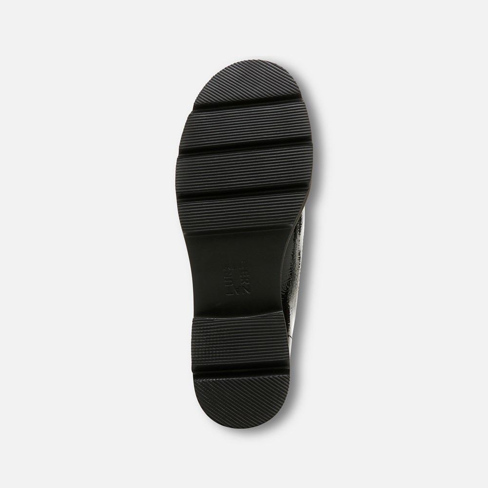 Naturalizer Committed Lug Loafer - Black Faux Patent Leather