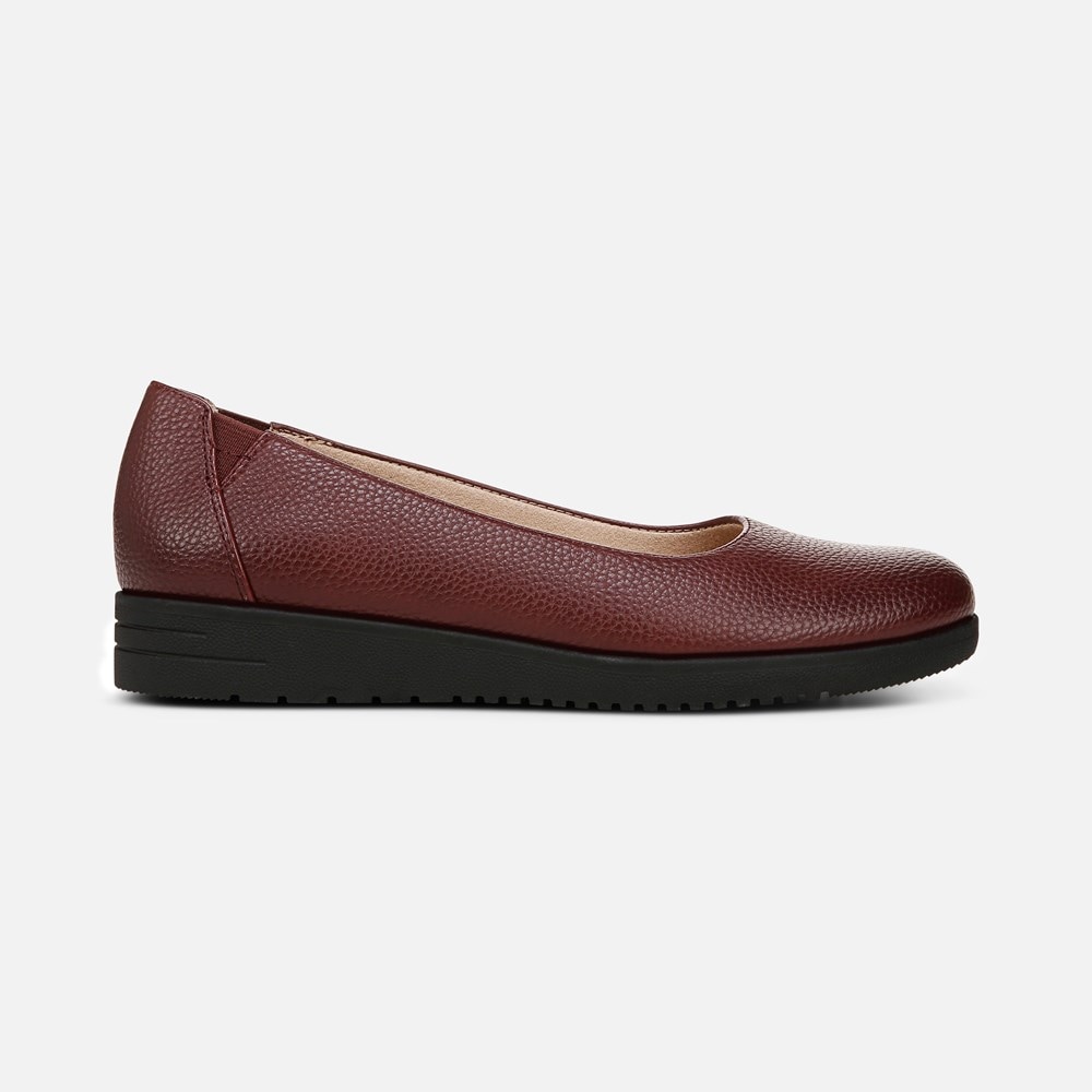 Naturalizer SOUL Idea Ballet Flat - Wine Faux Leather