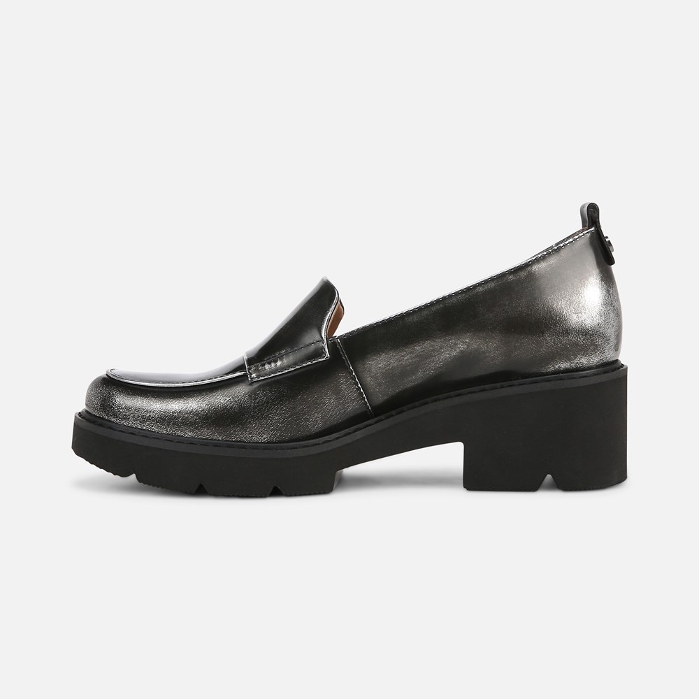 Naturalizer Darry Lug Sole Loafer - Black / Silver Leather