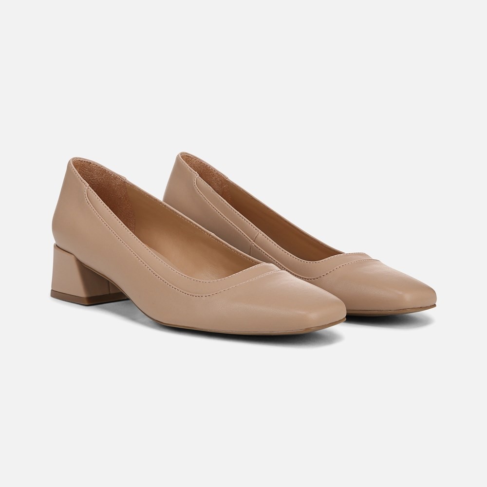 Naturalizer Huntley Block Heel Pump - Crème Brulee Faux Leather